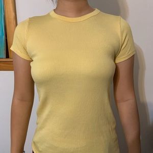 Uniqlo yellow shirt